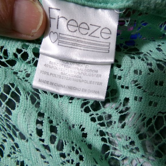 FREEZE Flag Crochet Lace trim Tank Top Jr. L Mint Green Sheer back Scoop neck - Picture 6 of 6